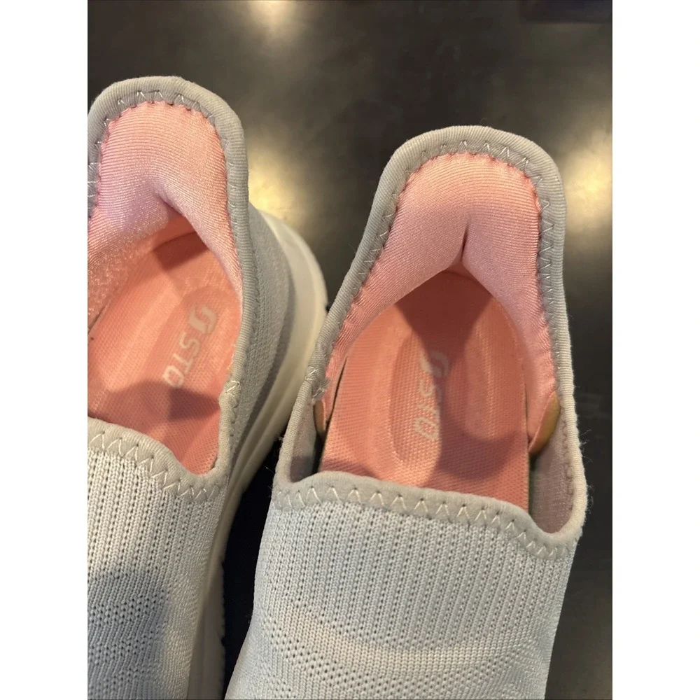 STQ Slip-on Women's Sz 8.5 Walking Shoes w/ Arch Support Memory Foam Gray/Pink